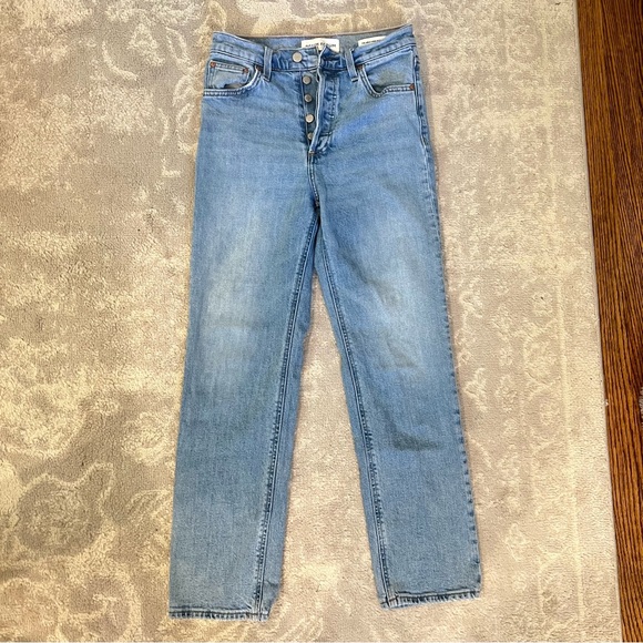 Aritzia Denim Forum The Arlo Hi-Rise Straight Jean - Picture 8 of 13